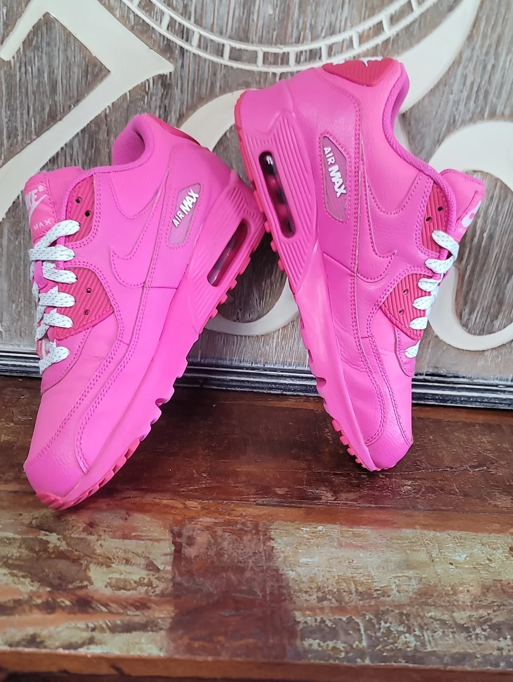 🔥 Nike Air Max 90 LTR 'Laser Fuchsia' Wmns 8.5 Good Cond. Fast Shipping